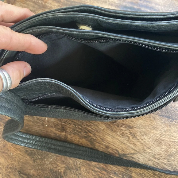 BEAUTIFUL TIGNANELLO BLACK Pebble LEATHER HANDBAG - Picture 7 of 13